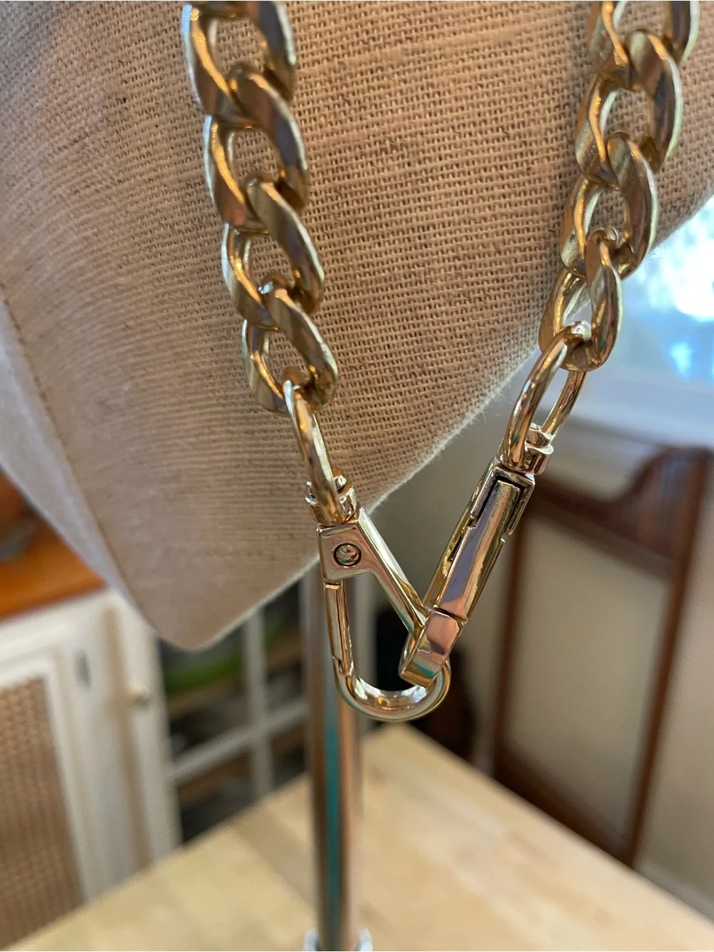 Source Unknown Gold Chain Belt